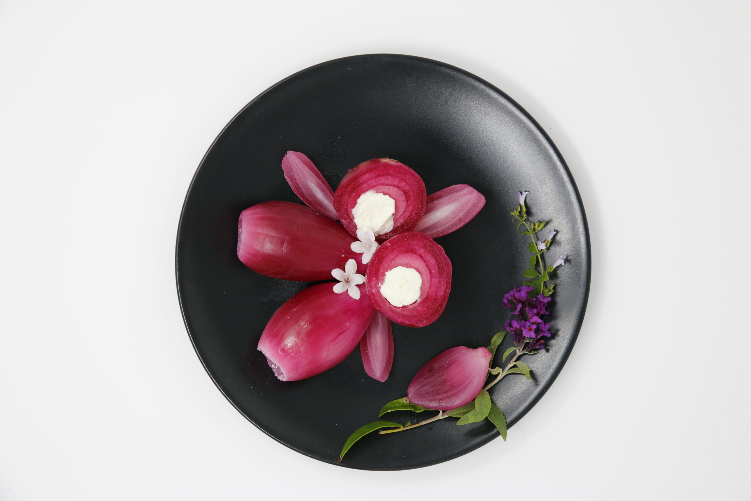 cipolle rosse farcite al formaggio